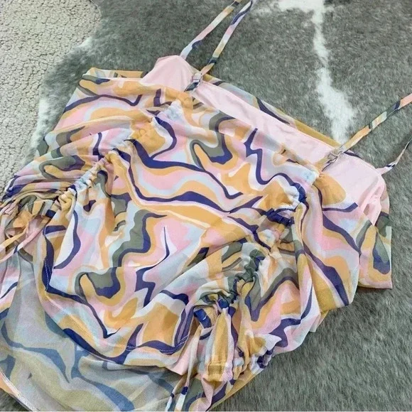 Mesh Swirl Top - Picture 5 of 10